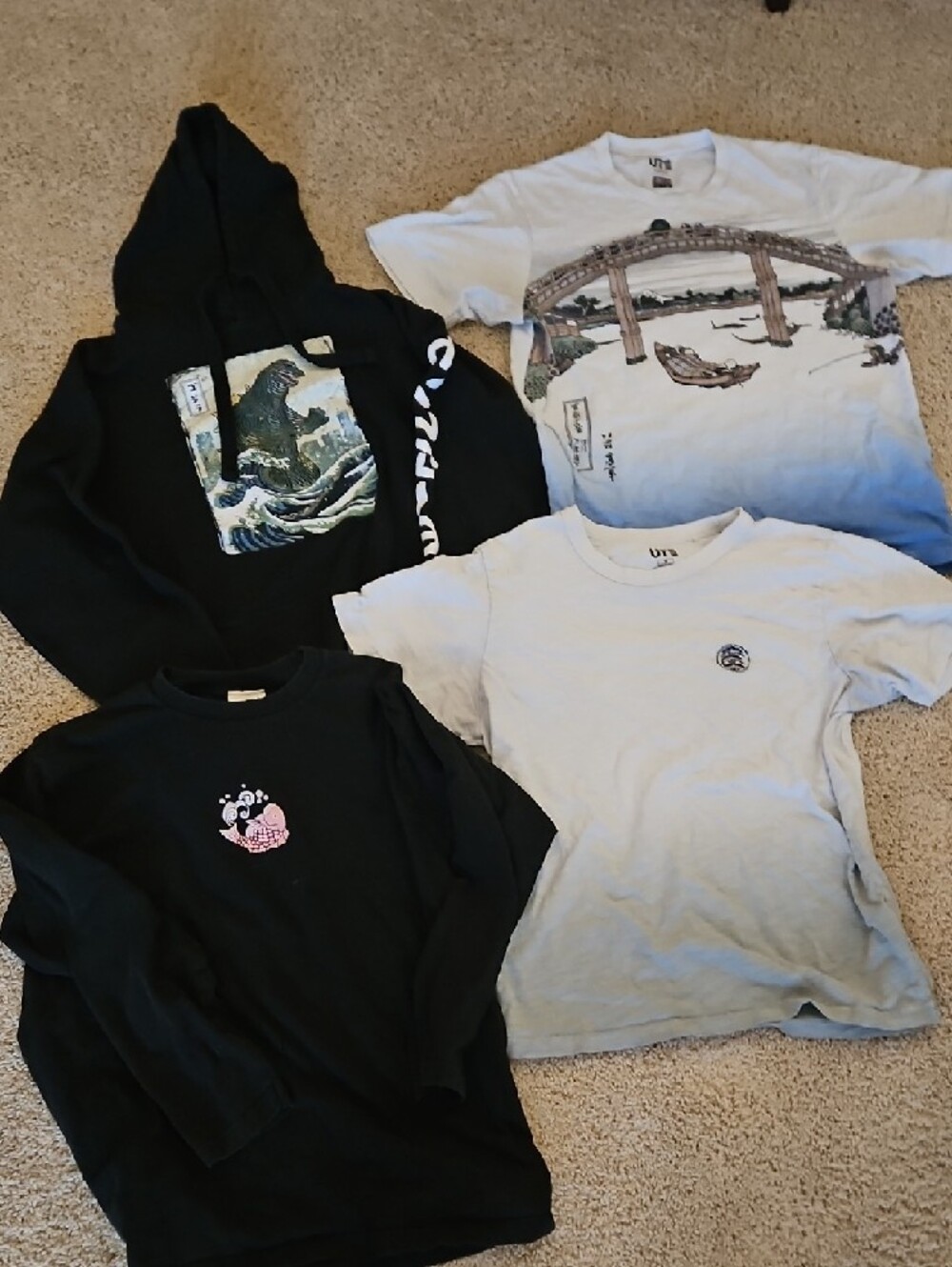 Uniqlo Tee & Hoodie Bundle